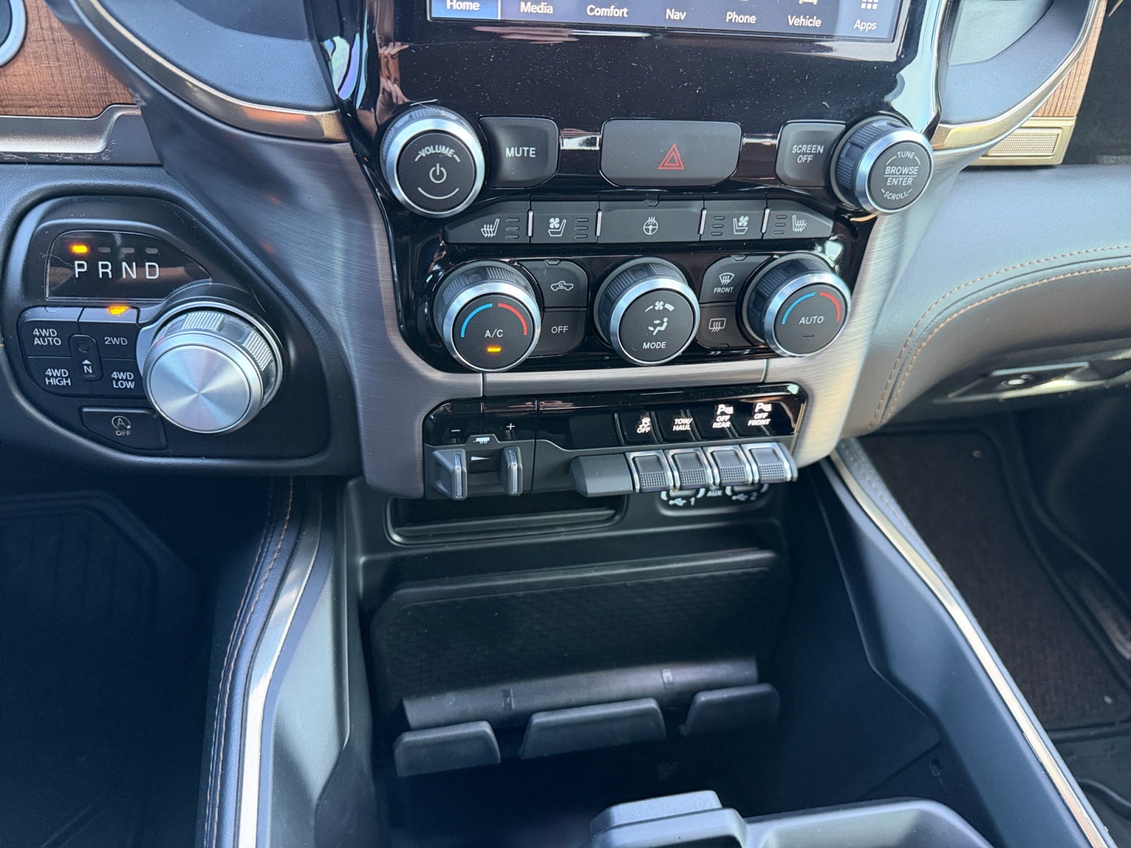 2022 RAM 1500 Longhorn
