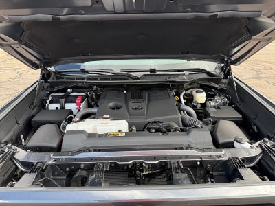 2024 Toyota Tundra 4WD SR5
