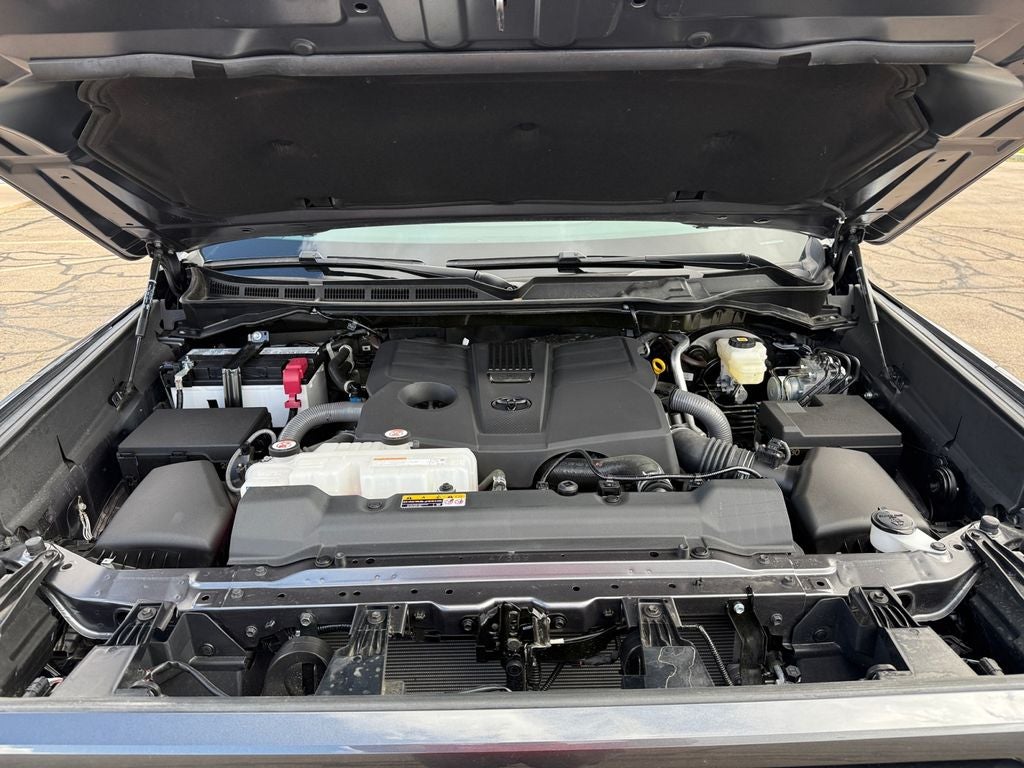 2024 Toyota Tundra 4WD SR5