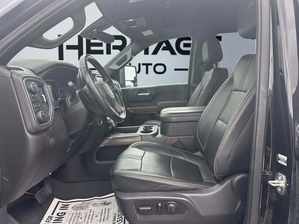 2023 Chevrolet Silverado 3500HD High Country