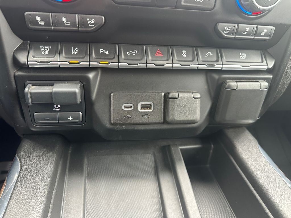 2023 Chevrolet Silverado 3500HD High Country