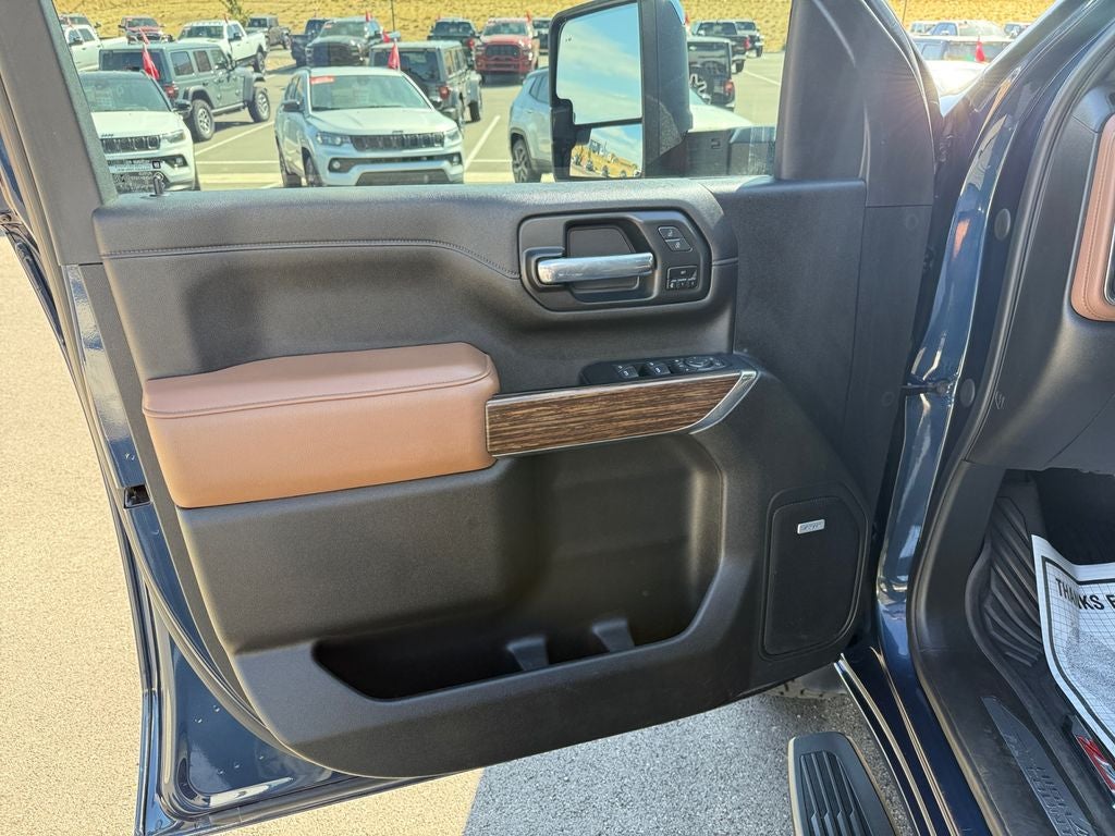 2022 Chevrolet Silverado 3500HD 4WD Crew Cab Standard Bed High Country