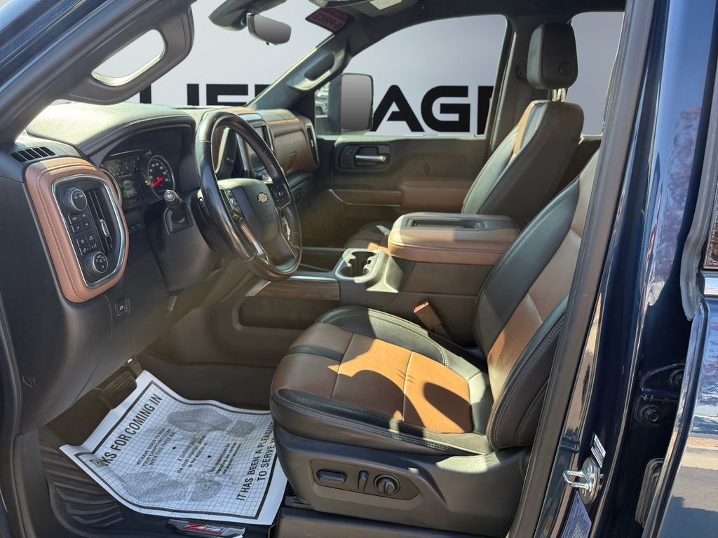 2022 Chevrolet Silverado 3500HD 4WD Crew Cab Standard Bed High Country