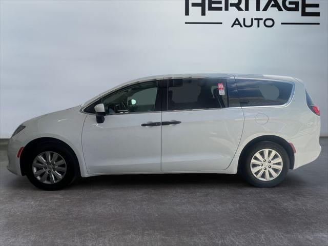 2021 Chrysler Voyager L