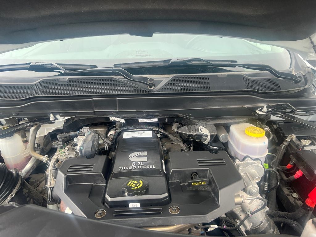 2024 RAM 2500 Laramie Crew Cab 4x4 6'4' Box
