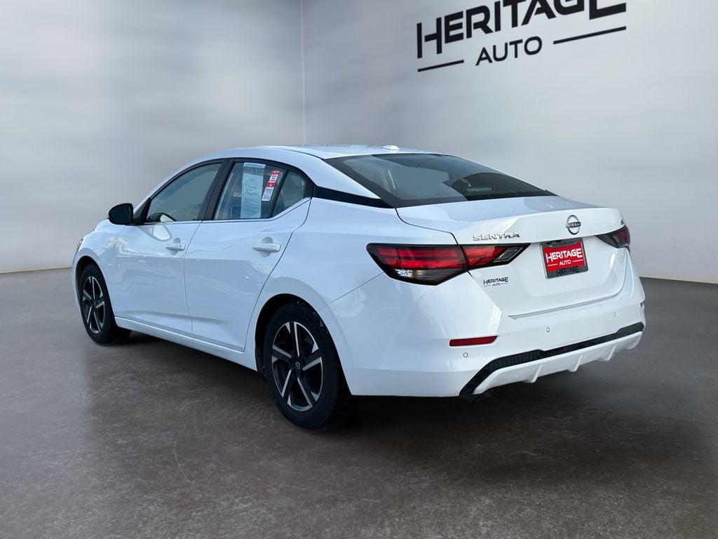 2024 Nissan Sentra SV Xtronic CVT