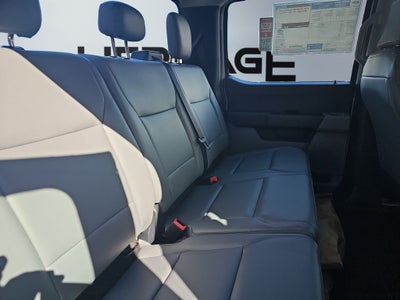 2026 Ford F-450 XL 4WD Crew Cab 179" WB 60" CA