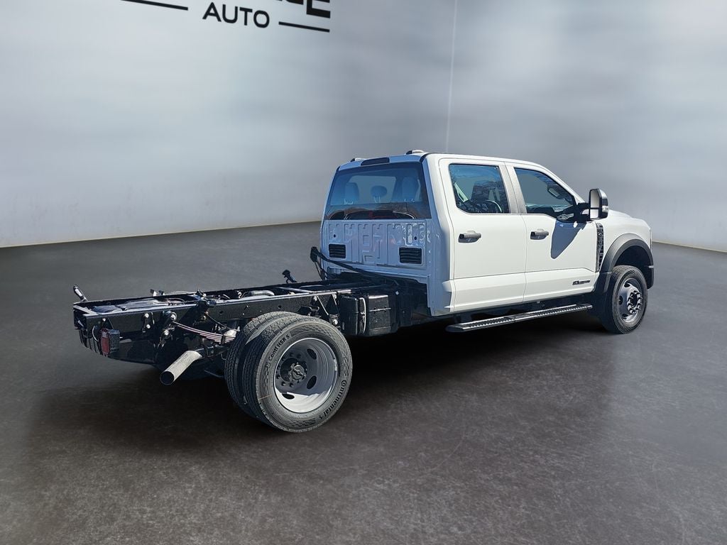 2026 Ford F-450 XL 4WD Crew Cab 179" WB 60" CA