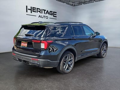 2025 Ford Explorer ST-Line