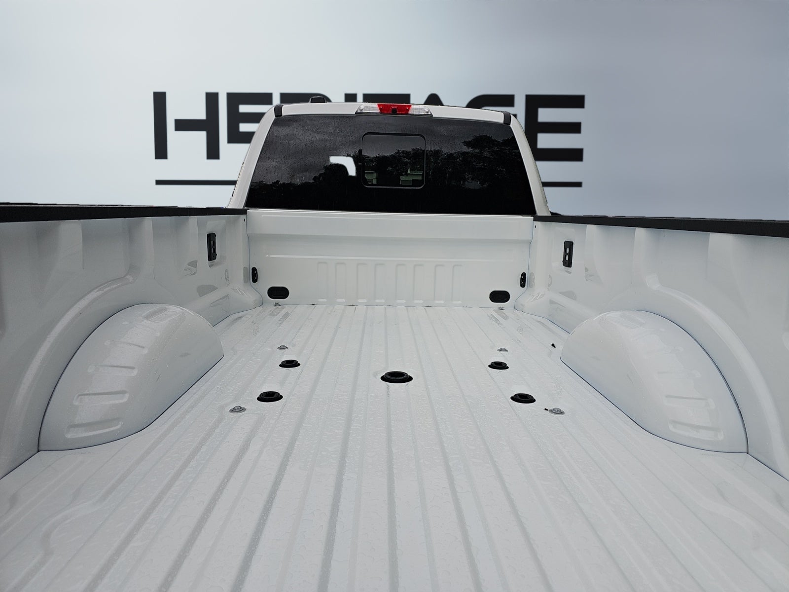 2027 Ford F-350 Platinum