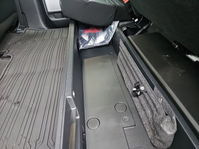 2027 Ford F-350 Platinum