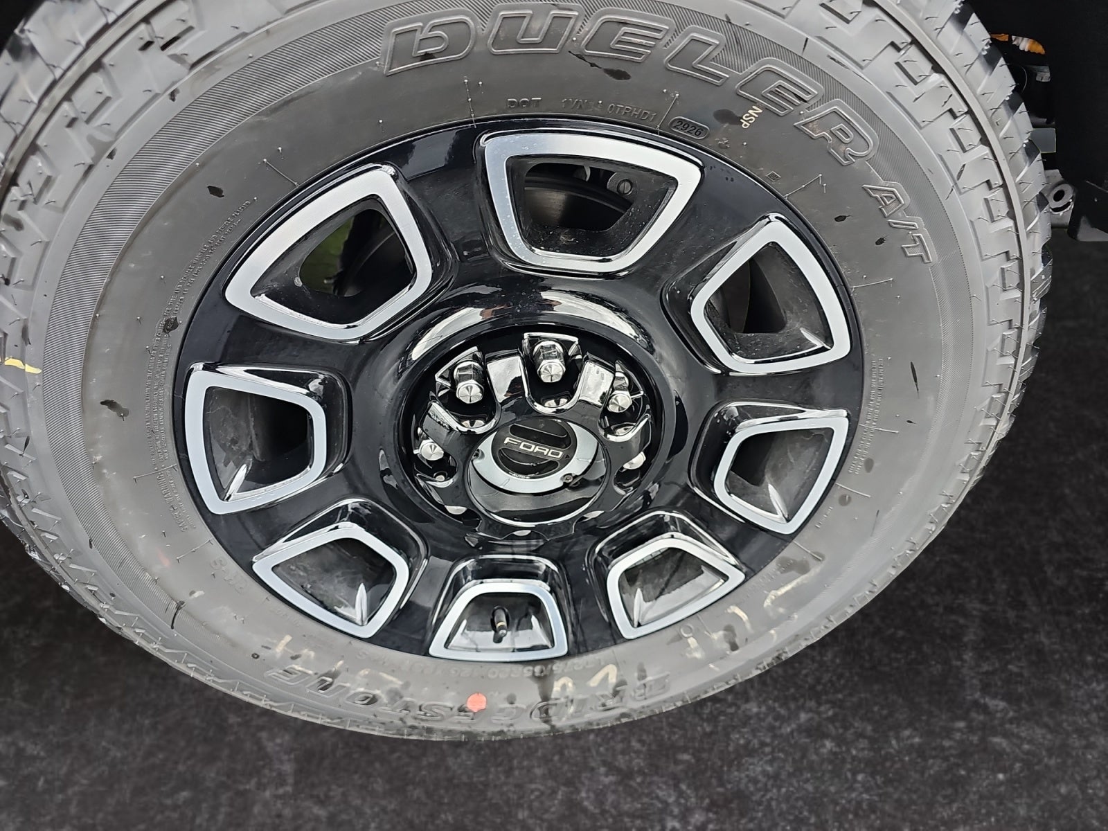 2027 Ford F-350 Platinum