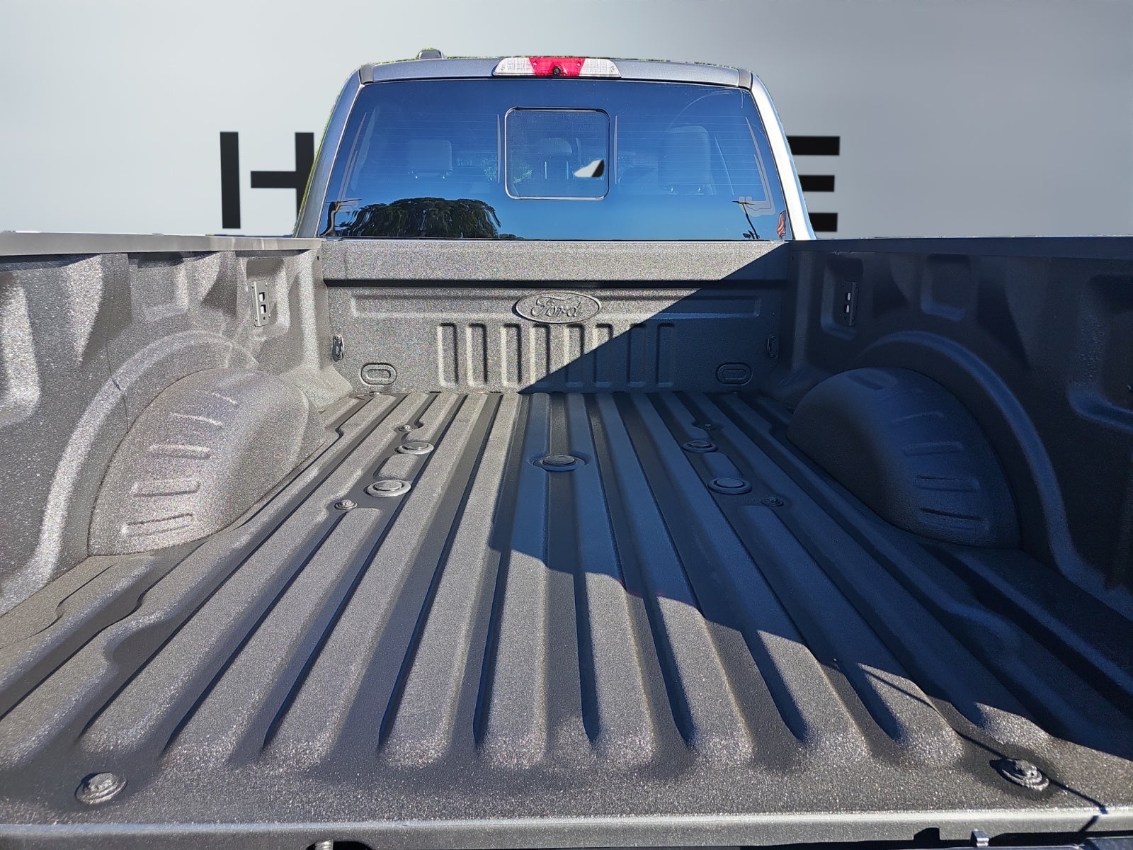 2027 Ford F-350 Platinum