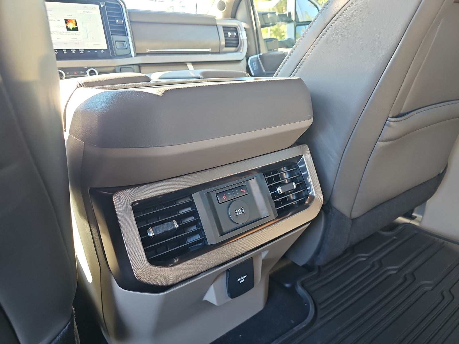 2027 Ford F-350 Platinum
