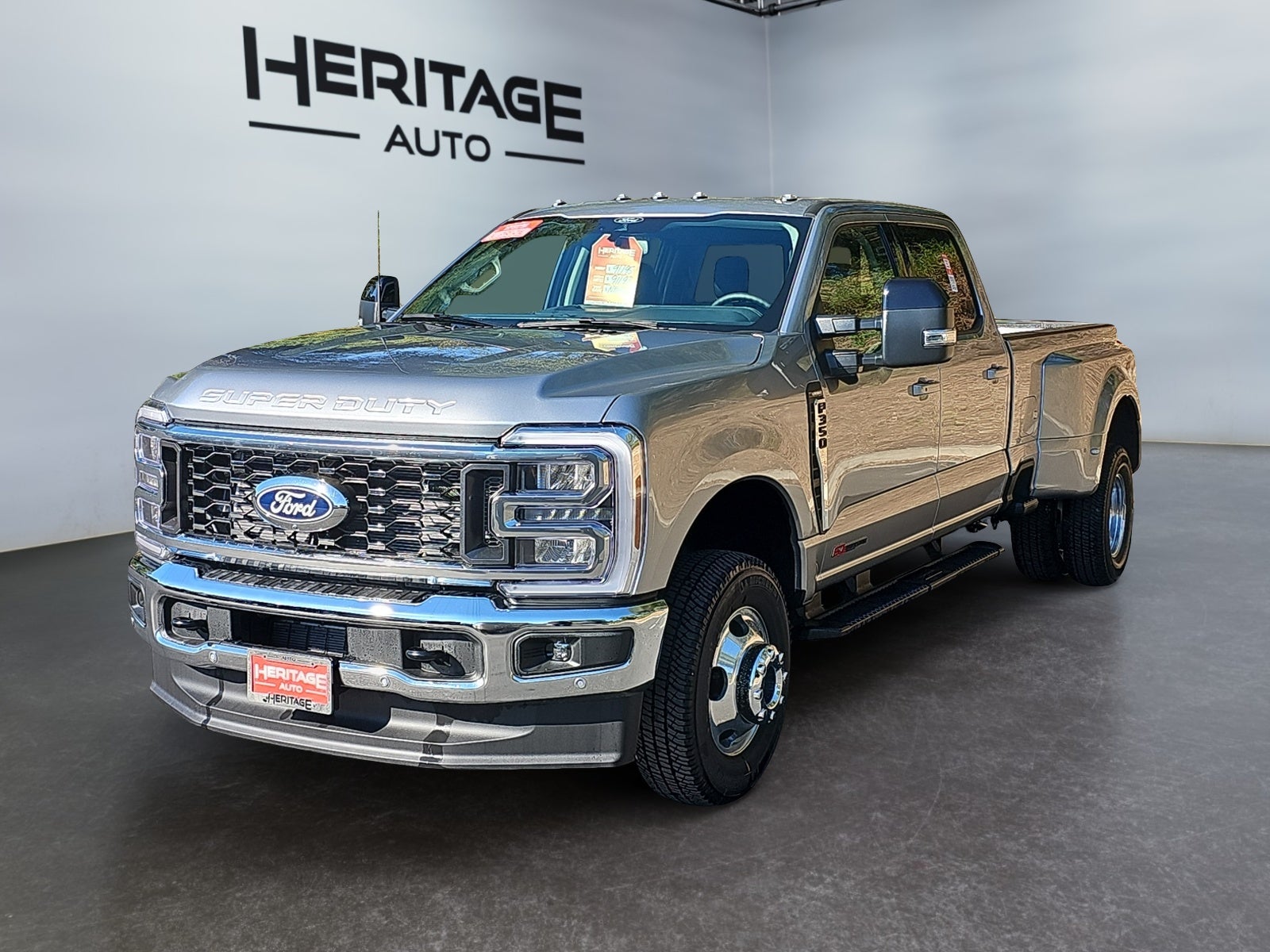 2027 Ford F-350 Super Duty Lariat