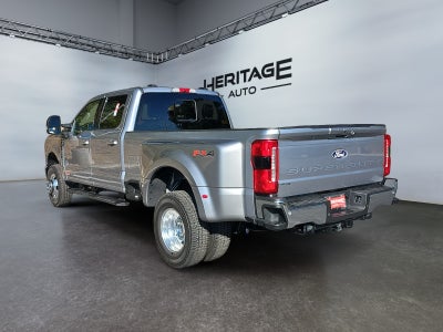 2027 Ford F-350 LARIAT