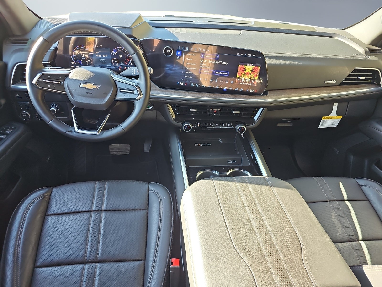 2025 Chevrolet Suburban 4WD High Country