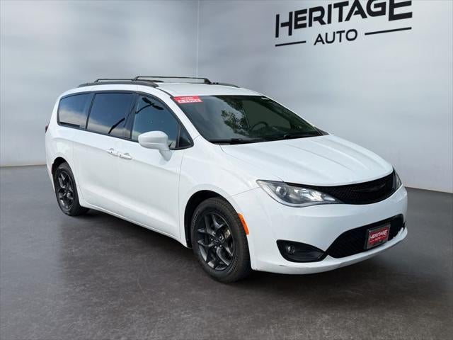 2018 Chrysler Pacifica Touring L Plus