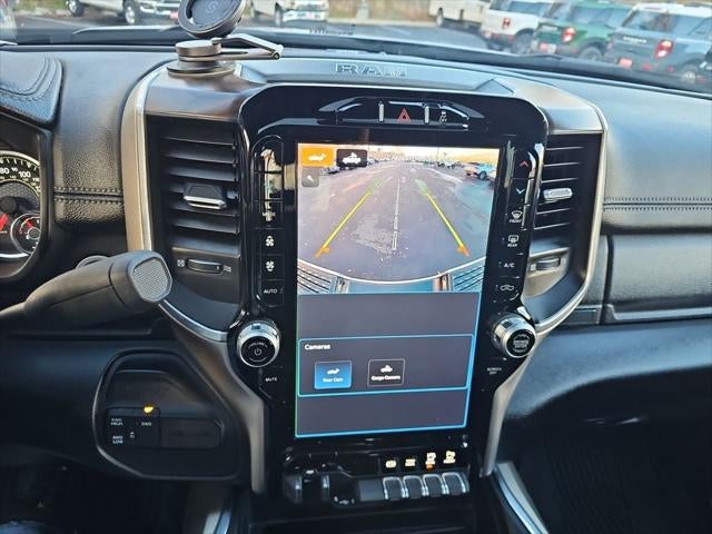 2024 RAM 3500 Laramie Crew Cab 4x4 8' Box