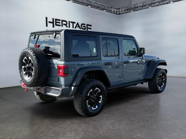 2025 Jeep Wrangler 4-Door Sahara 4x4