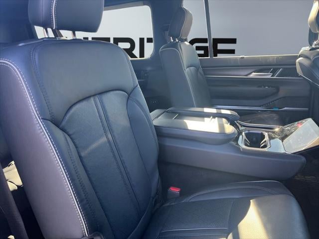 2025 Jeep Grand Wagoneer L Obsidian 4x4