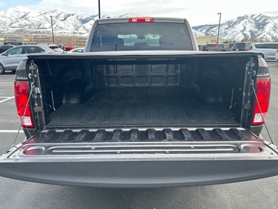 2017 RAM 1500 Express Crew Cab 4x4 5'7' Box