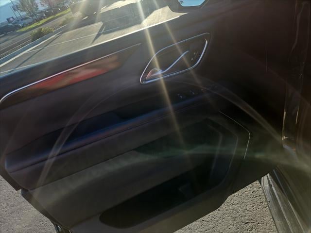 2023 GMC Yukon XL SLE