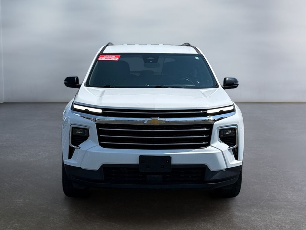 2026 Chevrolet Traverse AWD LT
