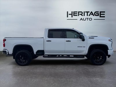 2024 Chevrolet Silverado 4WD Crew Cab Standard Bed LTZ