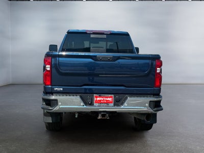 2022 Chevrolet Silverado 3500HD 4WD Crew Cab Standard Bed LTZ
