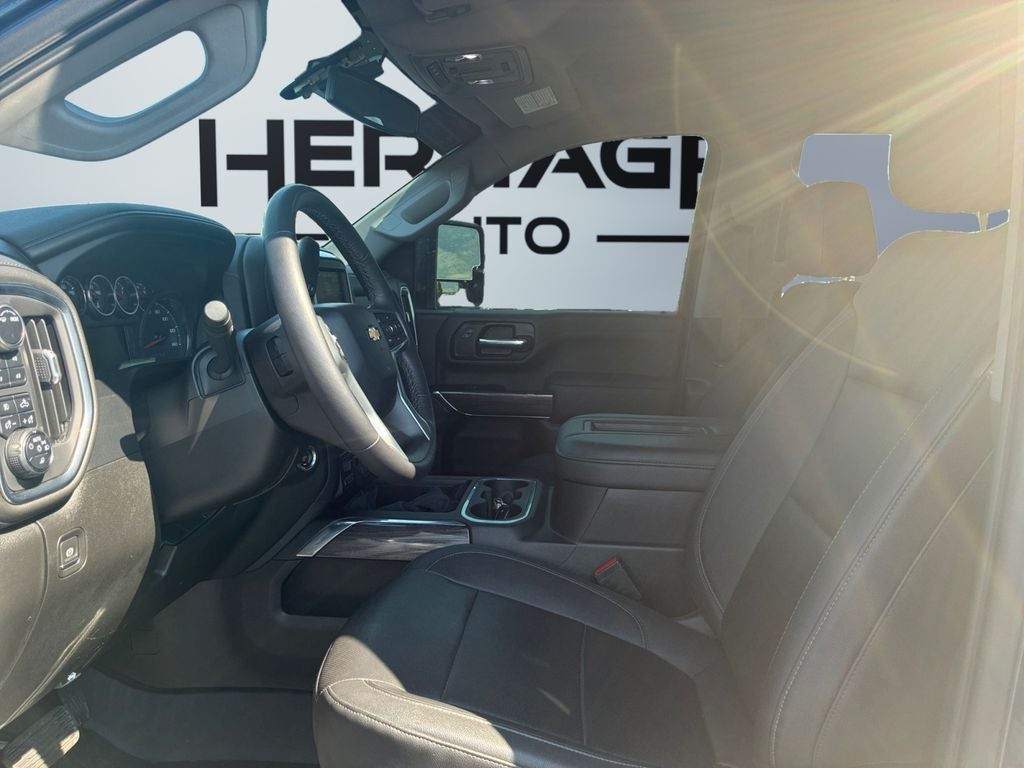 2022 Chevrolet Silverado 3500HD 4WD Crew Cab Standard Bed LTZ