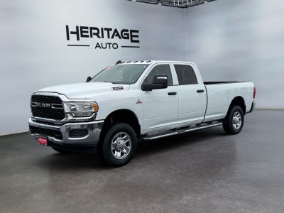 2023 RAM 3500 Tradesman Crew Cab 4x4 8' Box