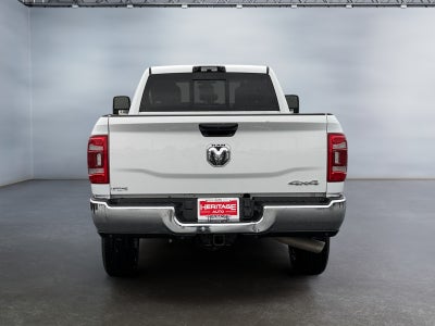 2023 RAM 3500 Tradesman Crew Cab 4x4 8' Box