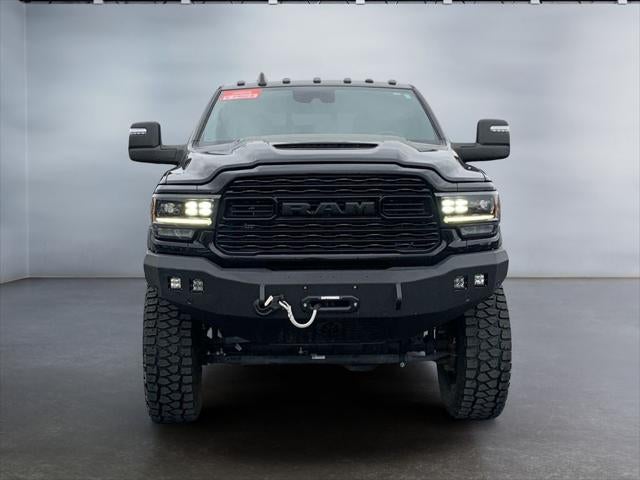 2023 RAM 3500 Limited Crew Cab 4x4 6'4' Box
