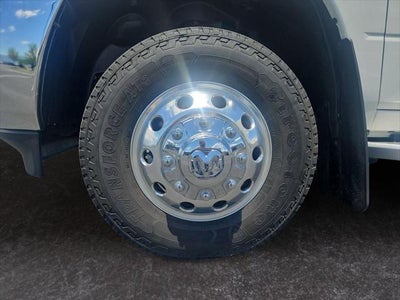2023 RAM 3500 Laramie Crew Cab 4x4 8' Box
