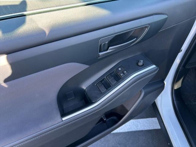 2023 Toyota Highlander Hybrid LE