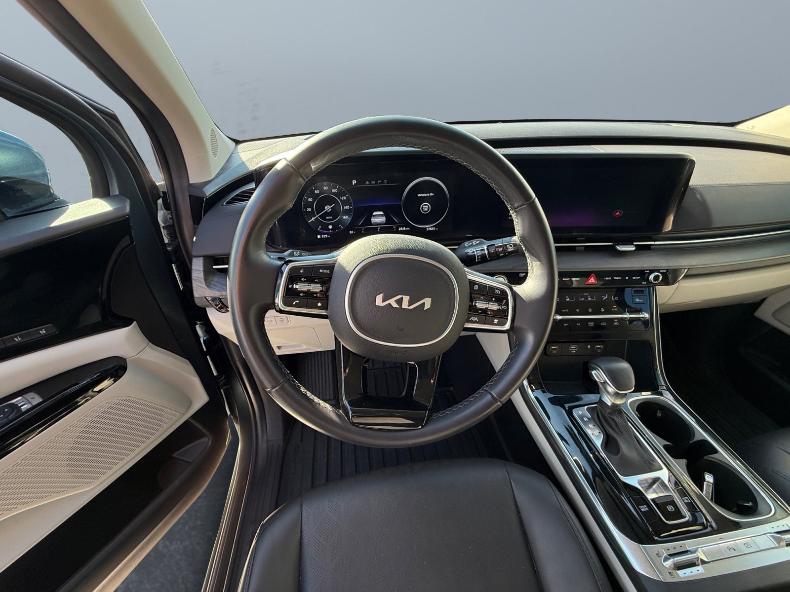 2024 Kia Carnival SX