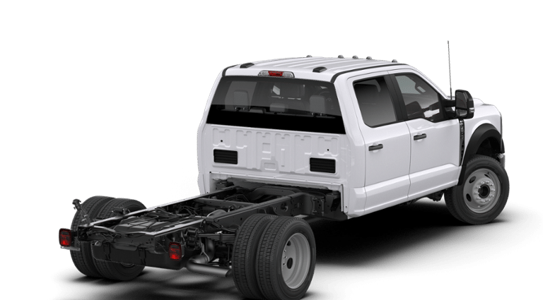 2026 Ford F-550 XL 4WD Crew Cab 203" WB 84" CA
