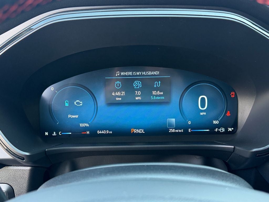 2025 Ford Escape ST-Line Elite