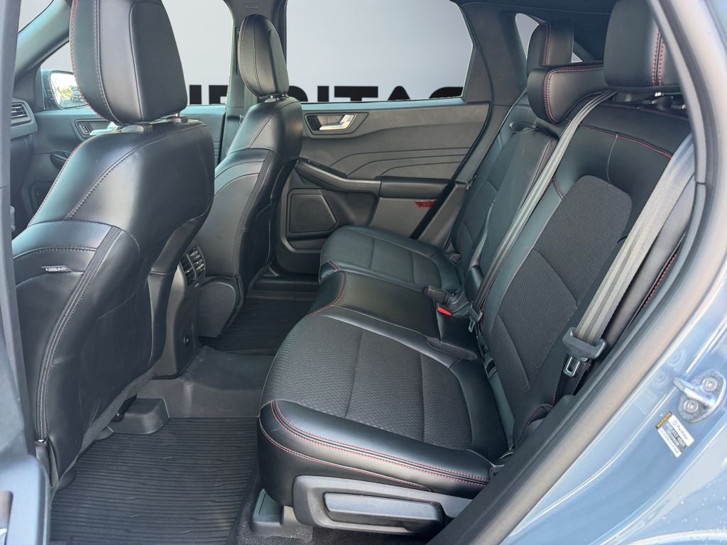 2025 Ford Escape ST-Line Elite