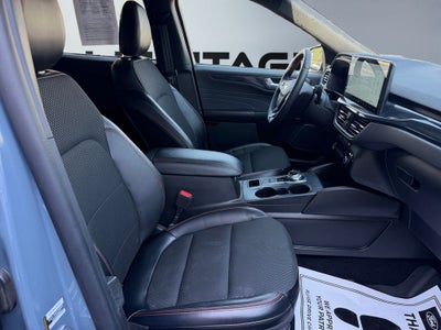2025 Ford Escape ST-Line Elite