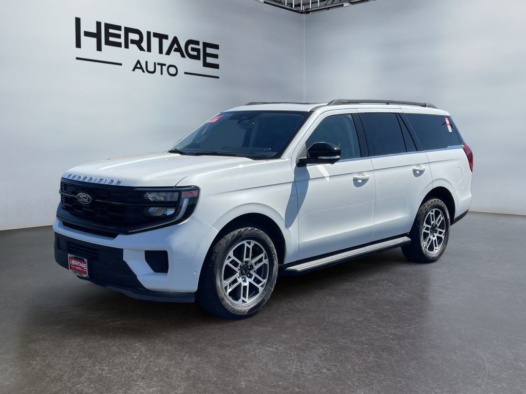 2025 Ford Expedition Active 4x4's photo