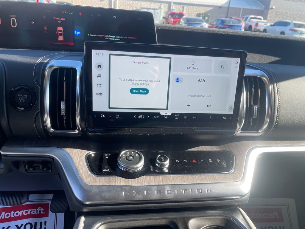 2025 Ford Expedition Platinum