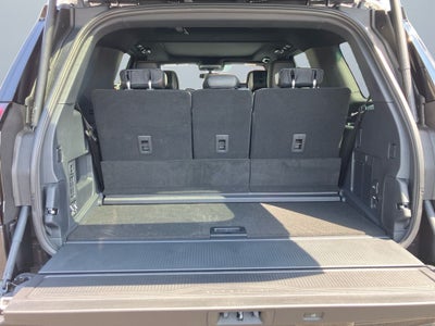 2027 Ford Expedition Tremor