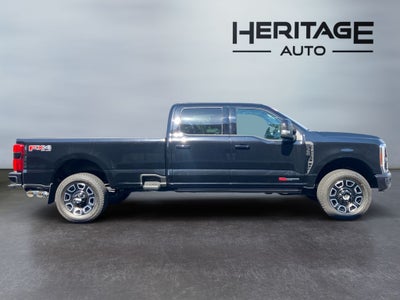 2025 Ford F-350 Platinum