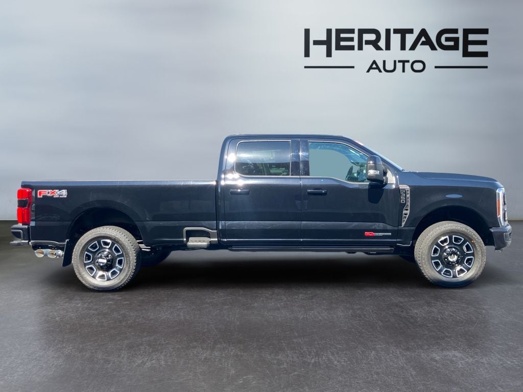 2025 Ford F-350 Platinum