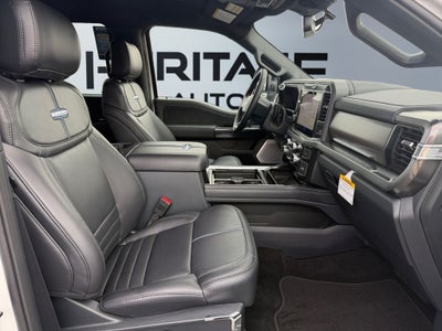 2026 Ford F-350 Platinum 4WD Crew Cab 8' Box