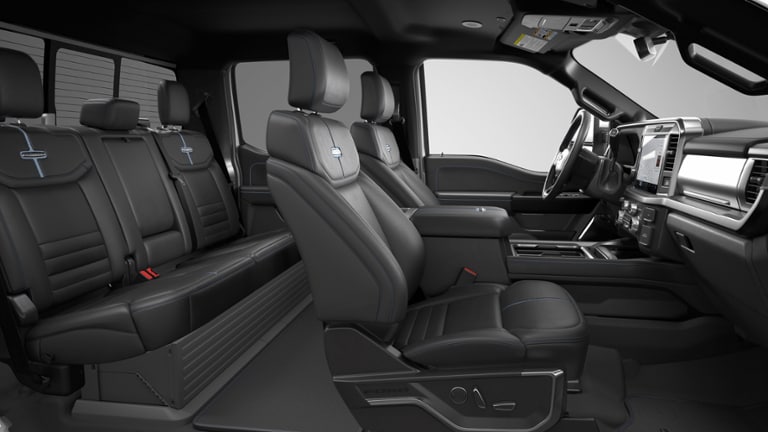 2026 Ford F-350 Platinum 4WD Crew Cab 8' Box