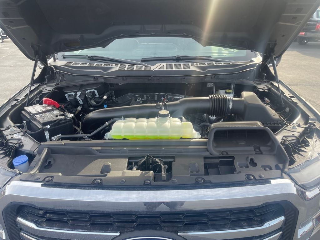 2025 Ford F-150 LARIAT