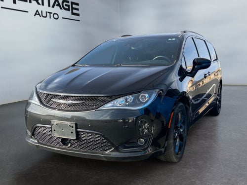 2020 Chrysler Pacifica Limited 35th Anniversary